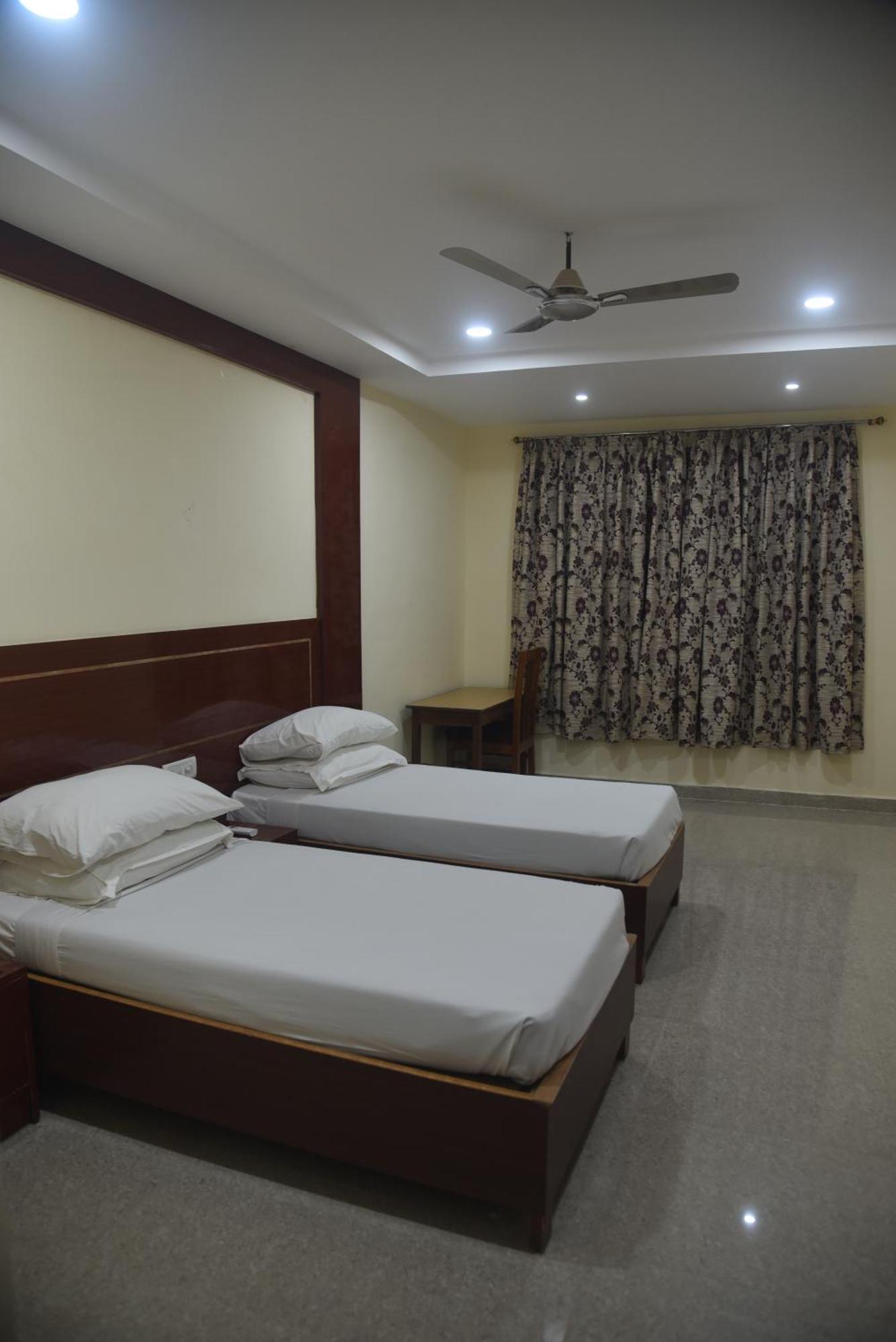 Indo Hokke Hotel Rājgīr Exterior foto